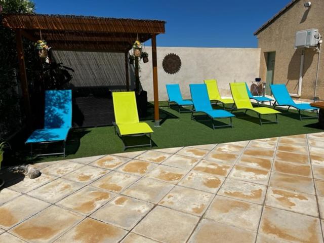 Gîte Les Feuilles de Chêne Carpentras Exterior foto