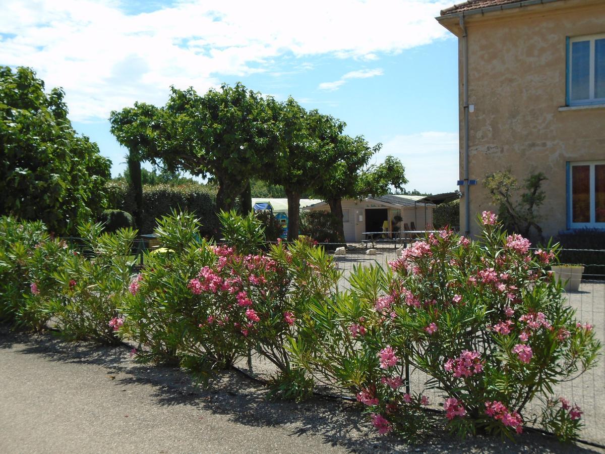 Gîte Les Feuilles de Chêne Carpentras Exterior foto