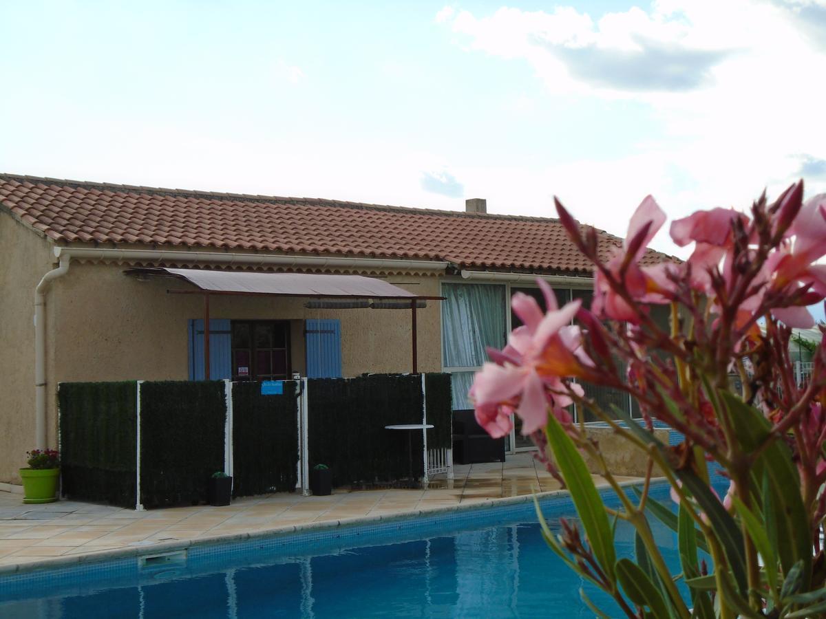 Gîte Les Feuilles de Chêne Carpentras Exterior foto